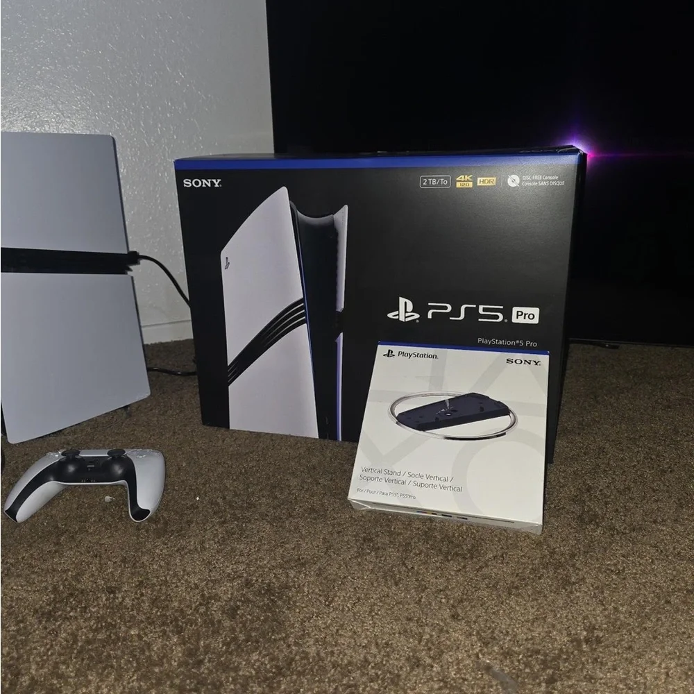 Ps5 pro console - Picture 4 of 6